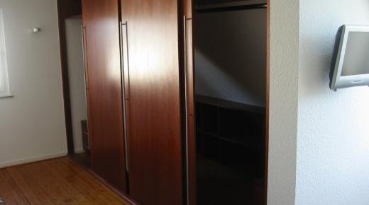 Einbauschrank Dachschräge
